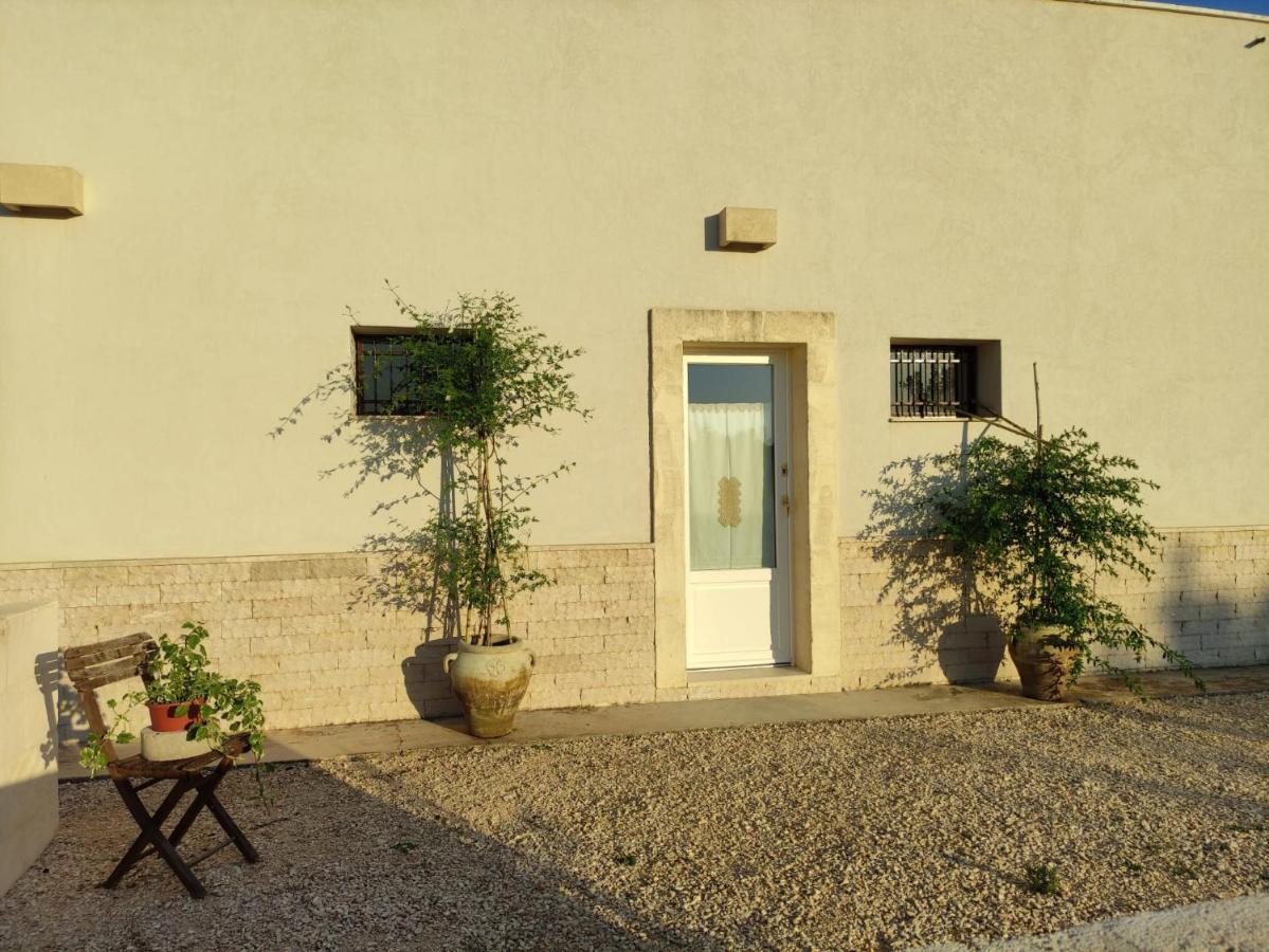 Residenza "I Tre Carrubi " Villa Fasano Exterior photo